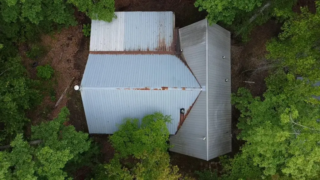 The roof before the work